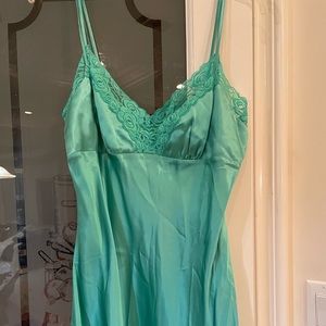 New, Arden B Blue camisole size L orig$58